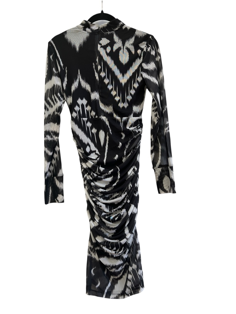 FARM Rio Pineapple Ikat Tulle Midi Dress Black White Ruched Size S Bodycon - Picture 2 of 9